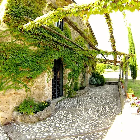 Agriturismo Cardito * Santa Rufina